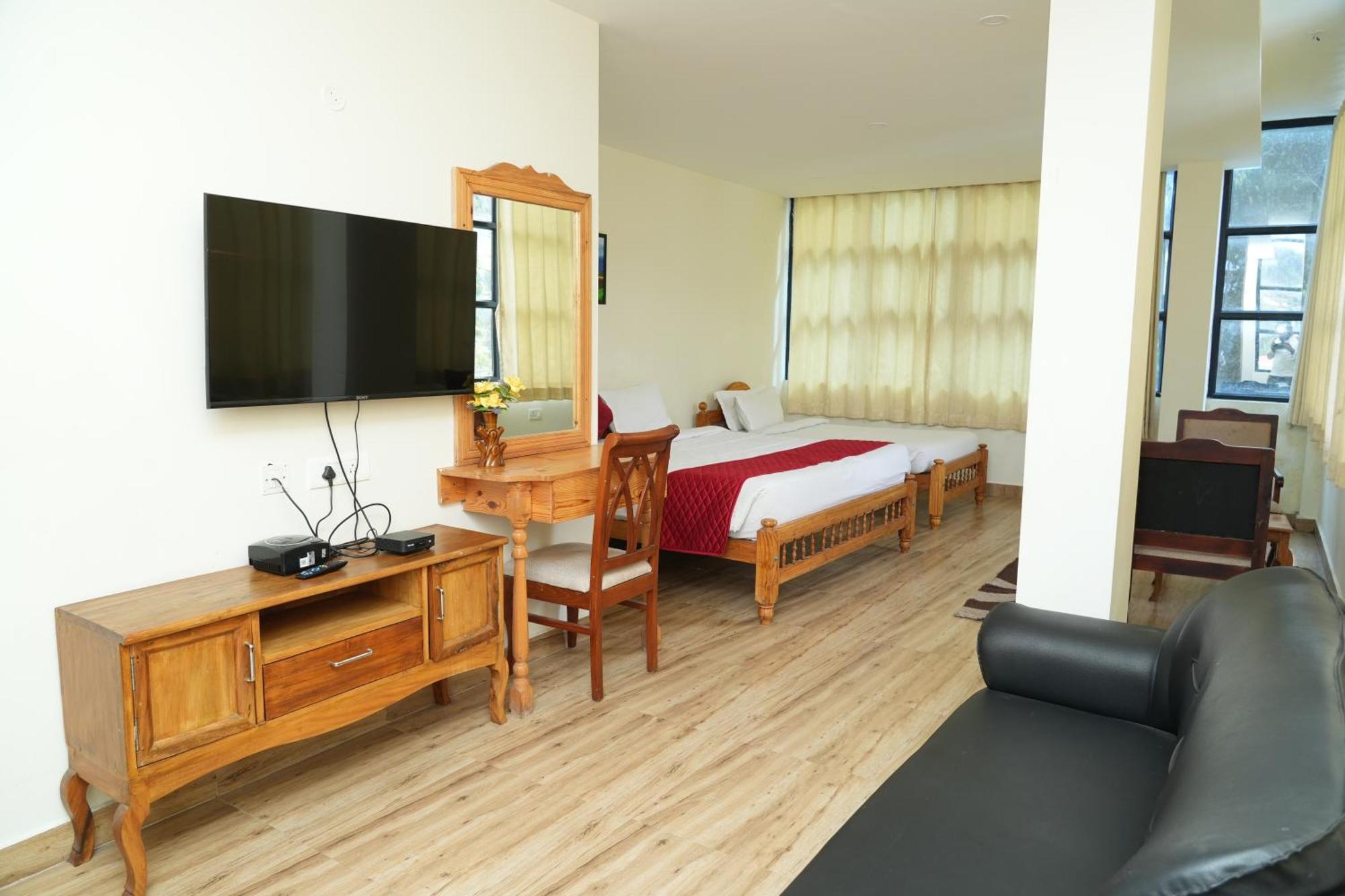 Vetrivel International By Brown Tree Resorts Кодайканал Екстериор снимка