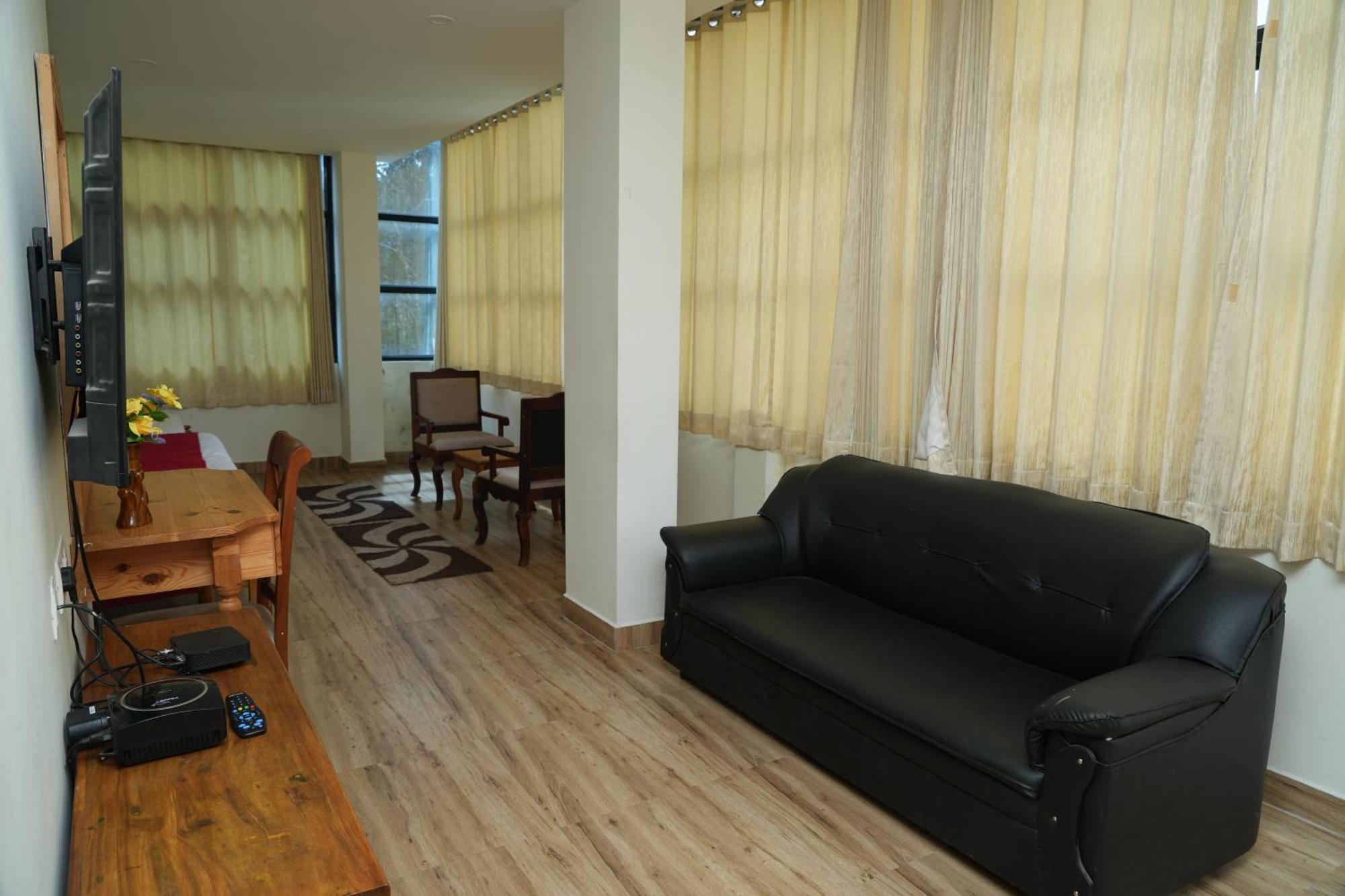 Vetrivel International By Brown Tree Resorts Кодайканал Екстериор снимка