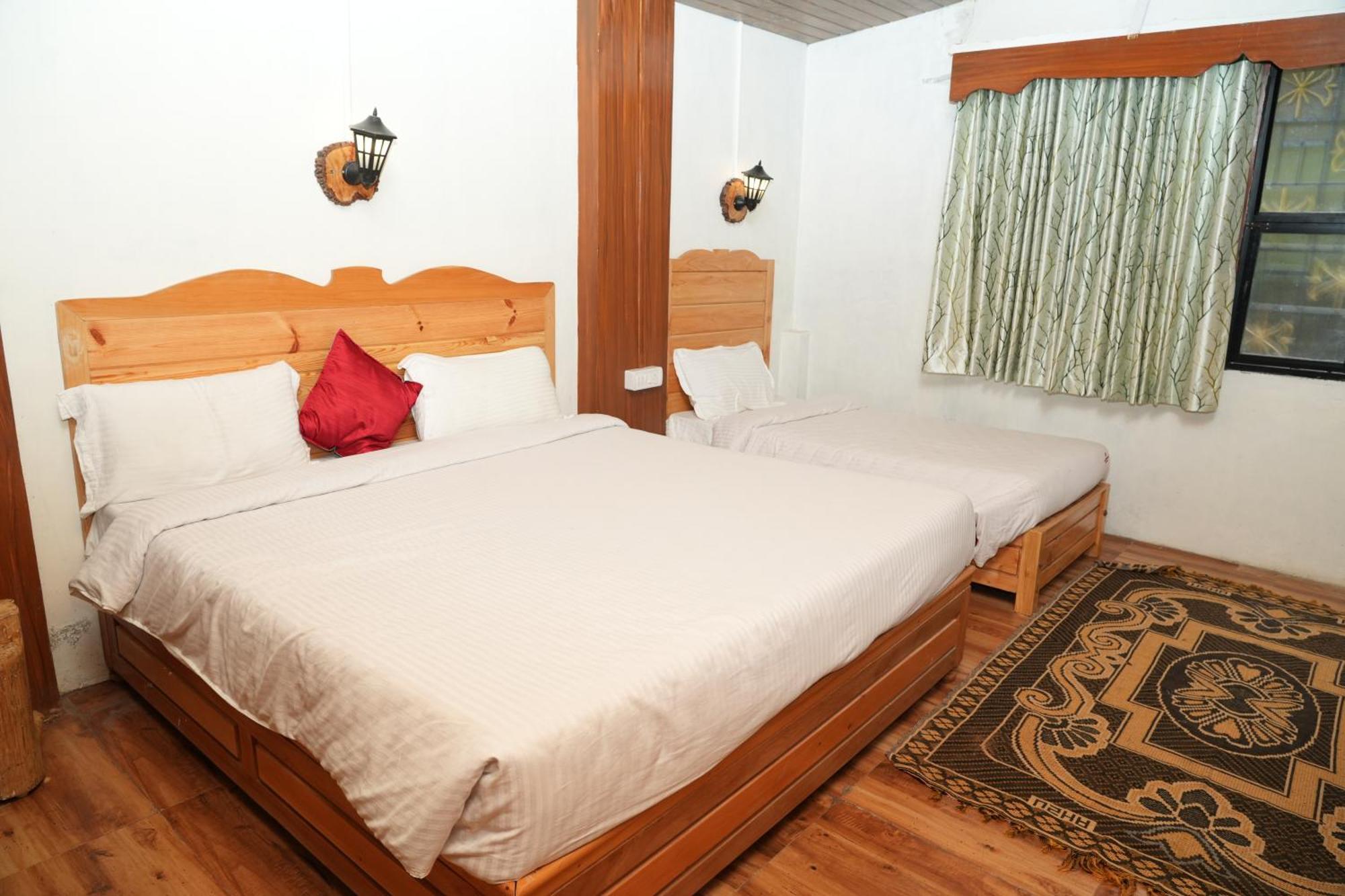 Vetrivel International By Brown Tree Resorts Кодайканал Екстериор снимка